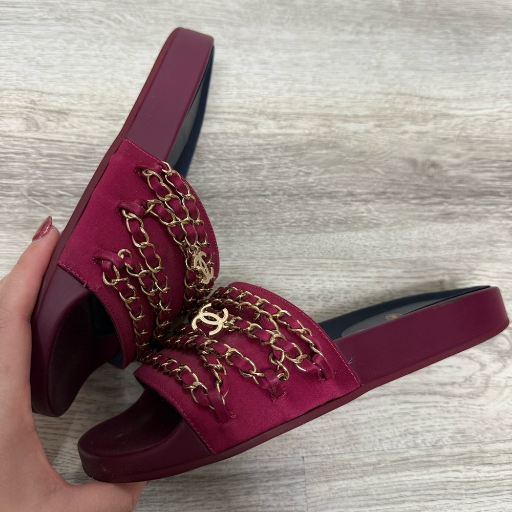 Chanel slides - Picture 7 of 10